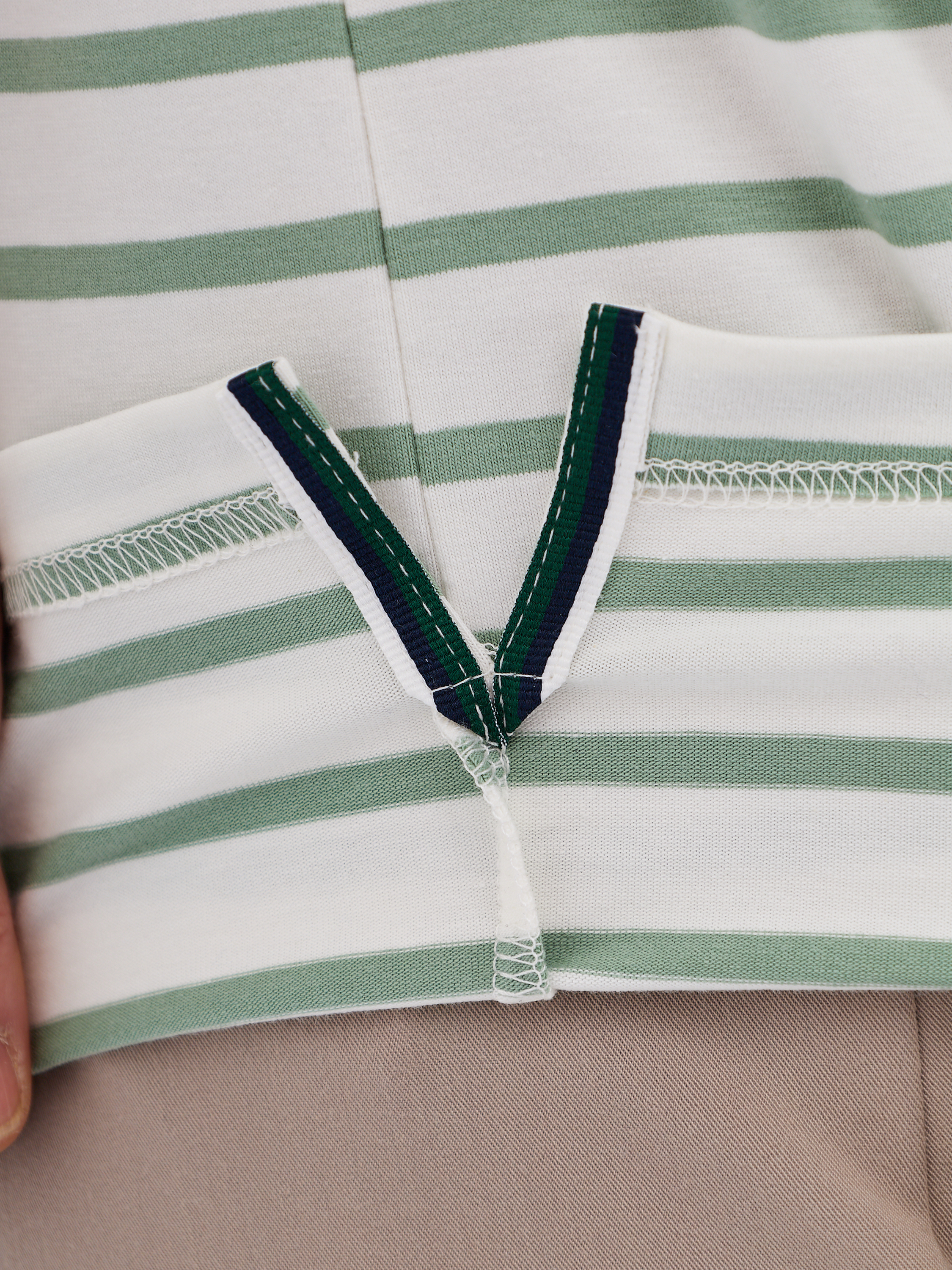 G145-KD-UT-32-4T (зеленая полоска) Футболка мужская короткий рукав