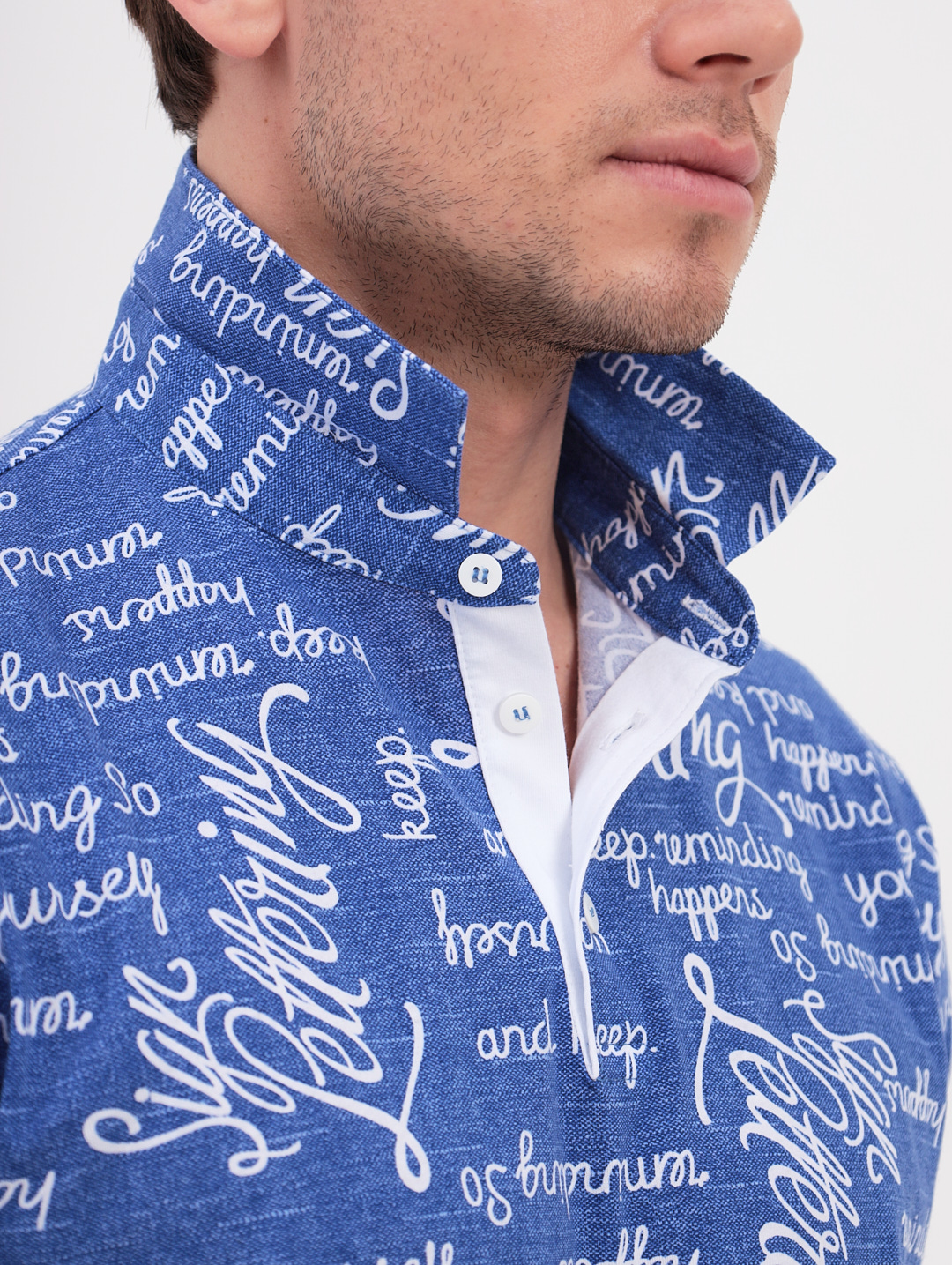 G144-KP24-UT16 (белые буквы) Джемпер мужской с воротником поло короткий рукав