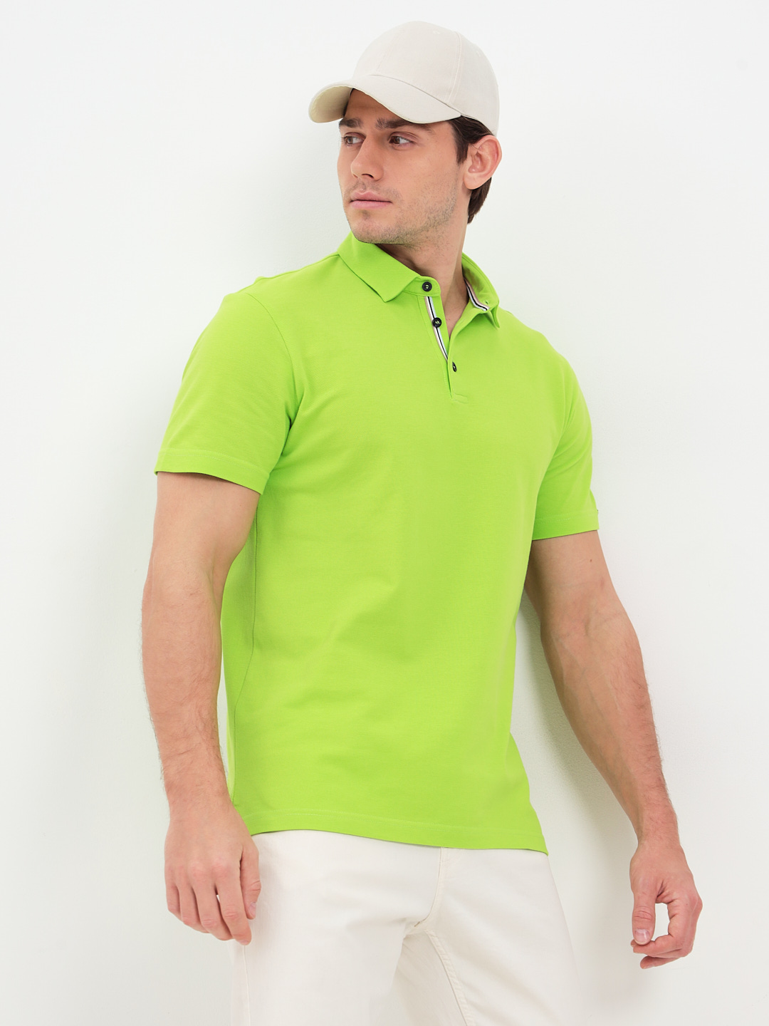 G144-PO124T-CTP1085 (салат неон) Джемпер мужской с воротником поло короткий рукав