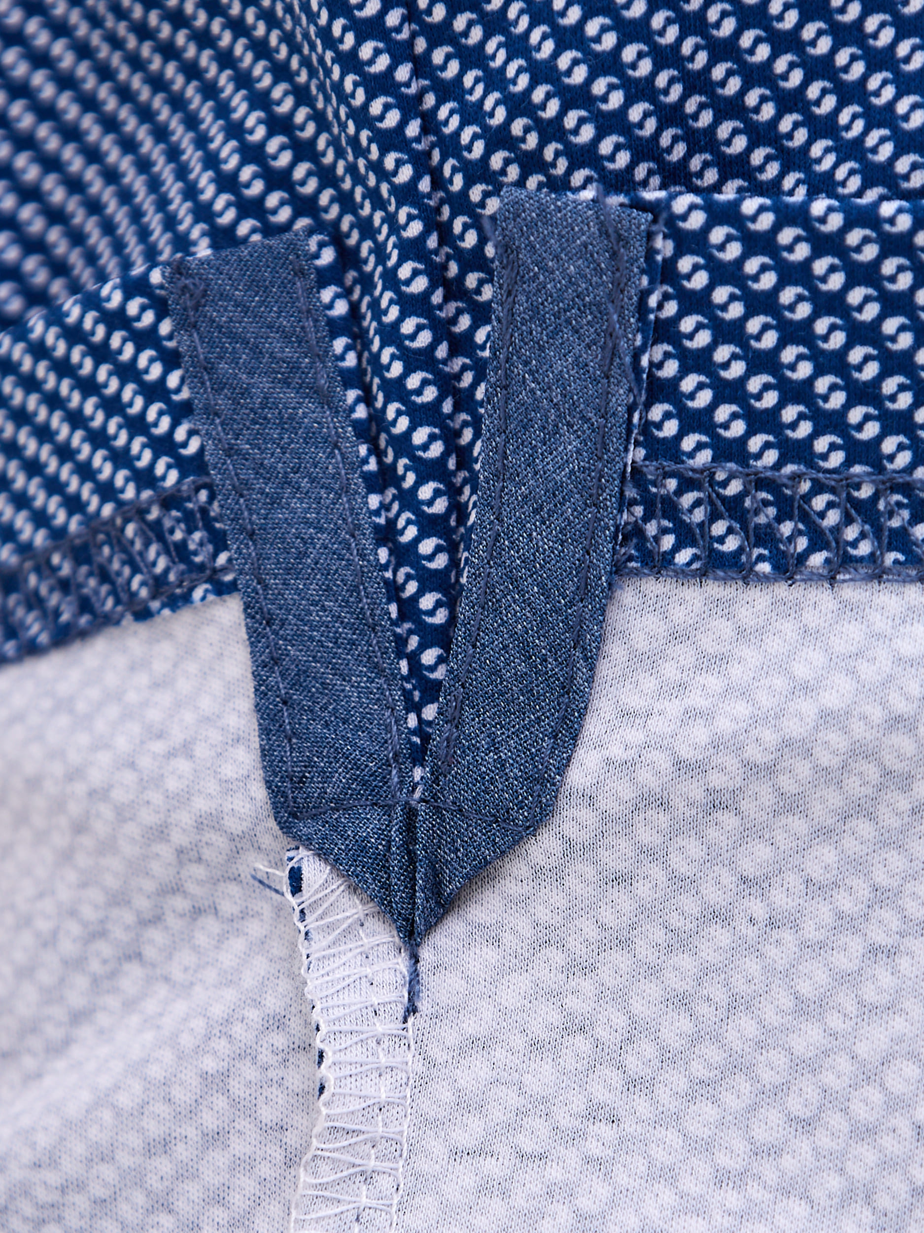 G144-TD124T-LT4617 (синий) Джемпер мужской с воротником поло короткий рукав