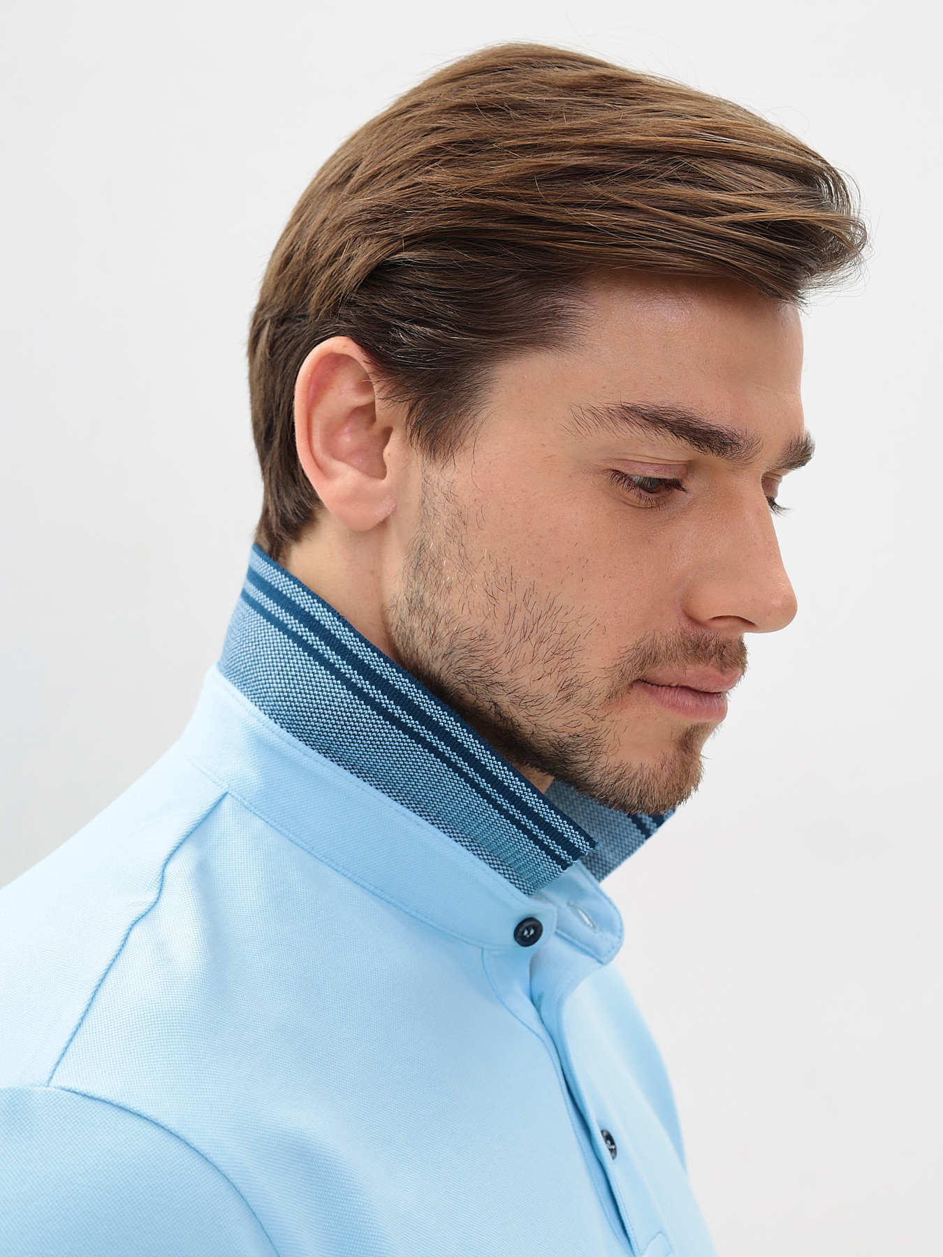 G144V-PO34T-SA201 (голубой) Джемпер мужской с воротником поло короткий рукав