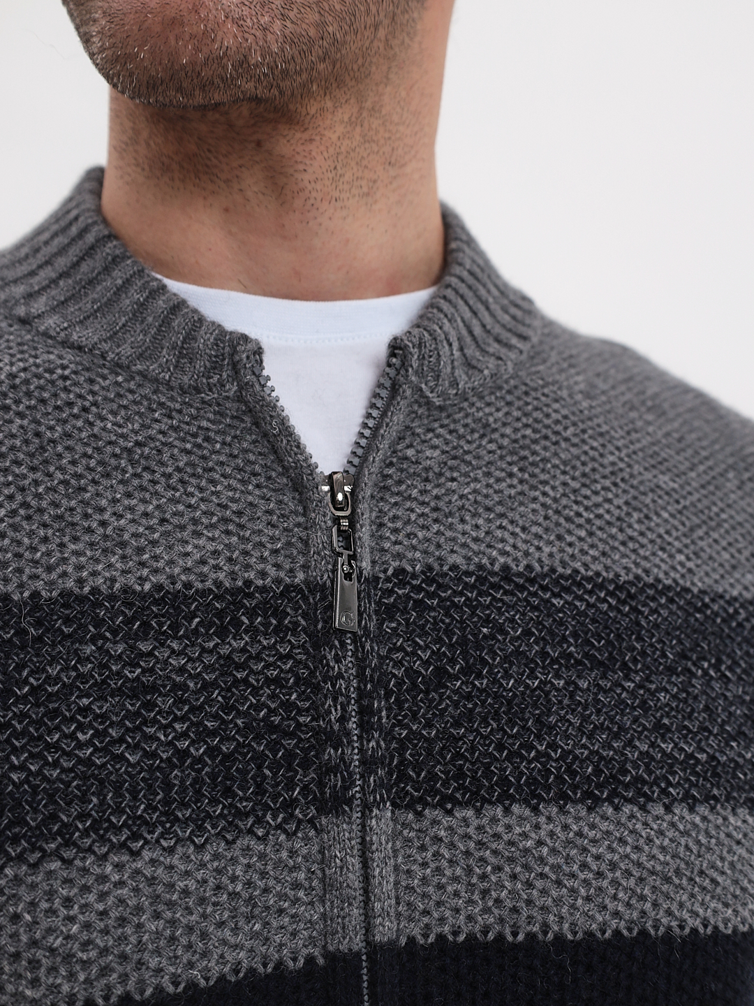 G139-полосы D2 (св.серый) Жакет мужской