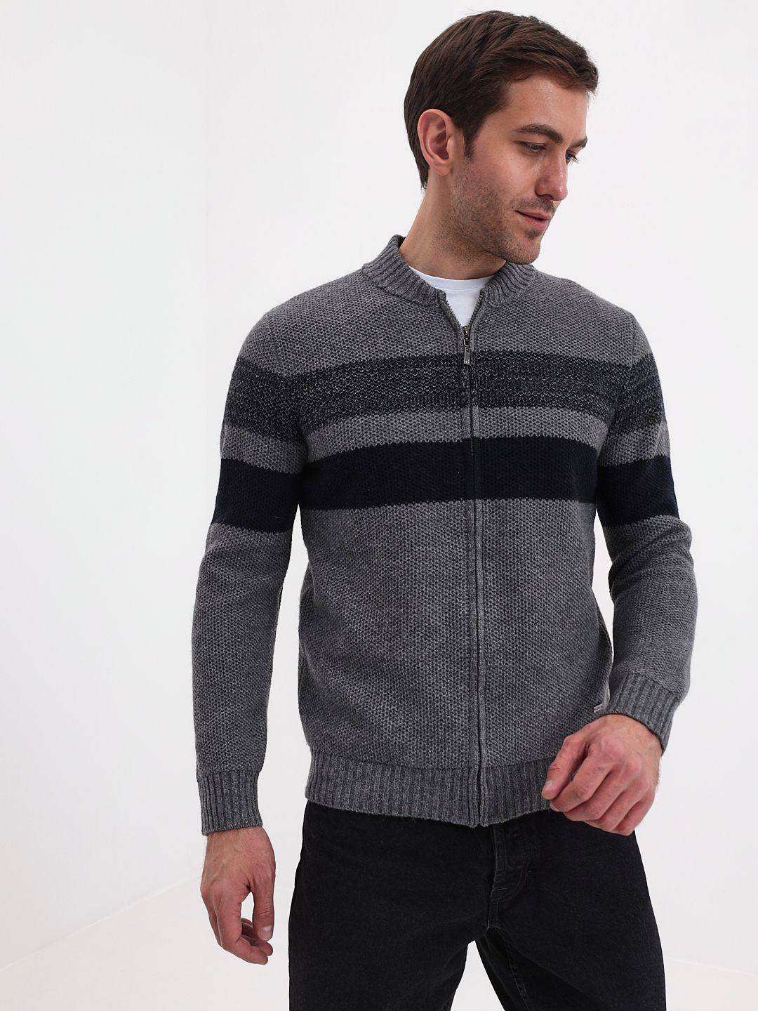 G139-полосы D2 (св.серый) Жакет мужской