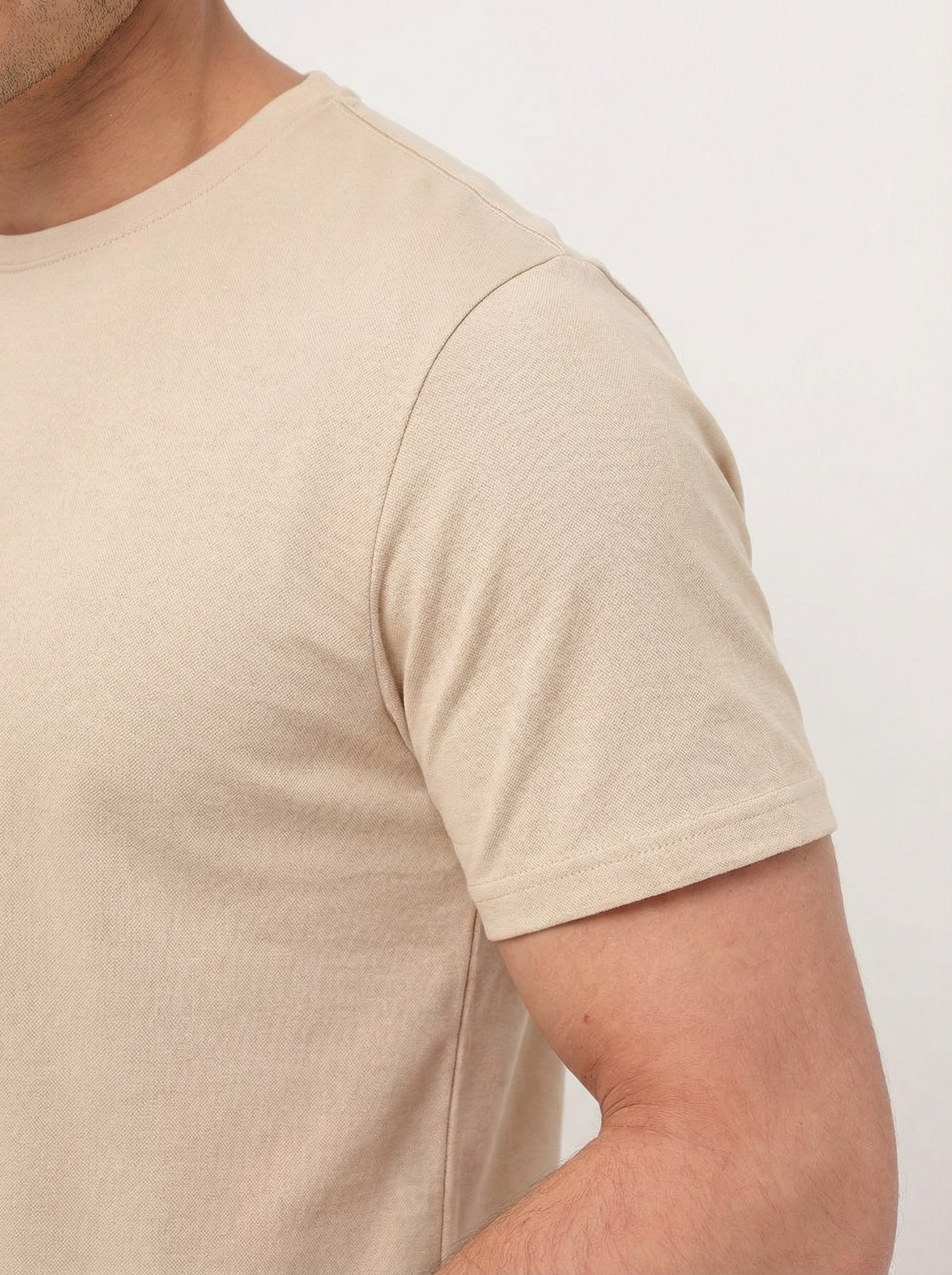 G145-PO-HJ-4T (бежевый) Футболка мужская короткий рукав