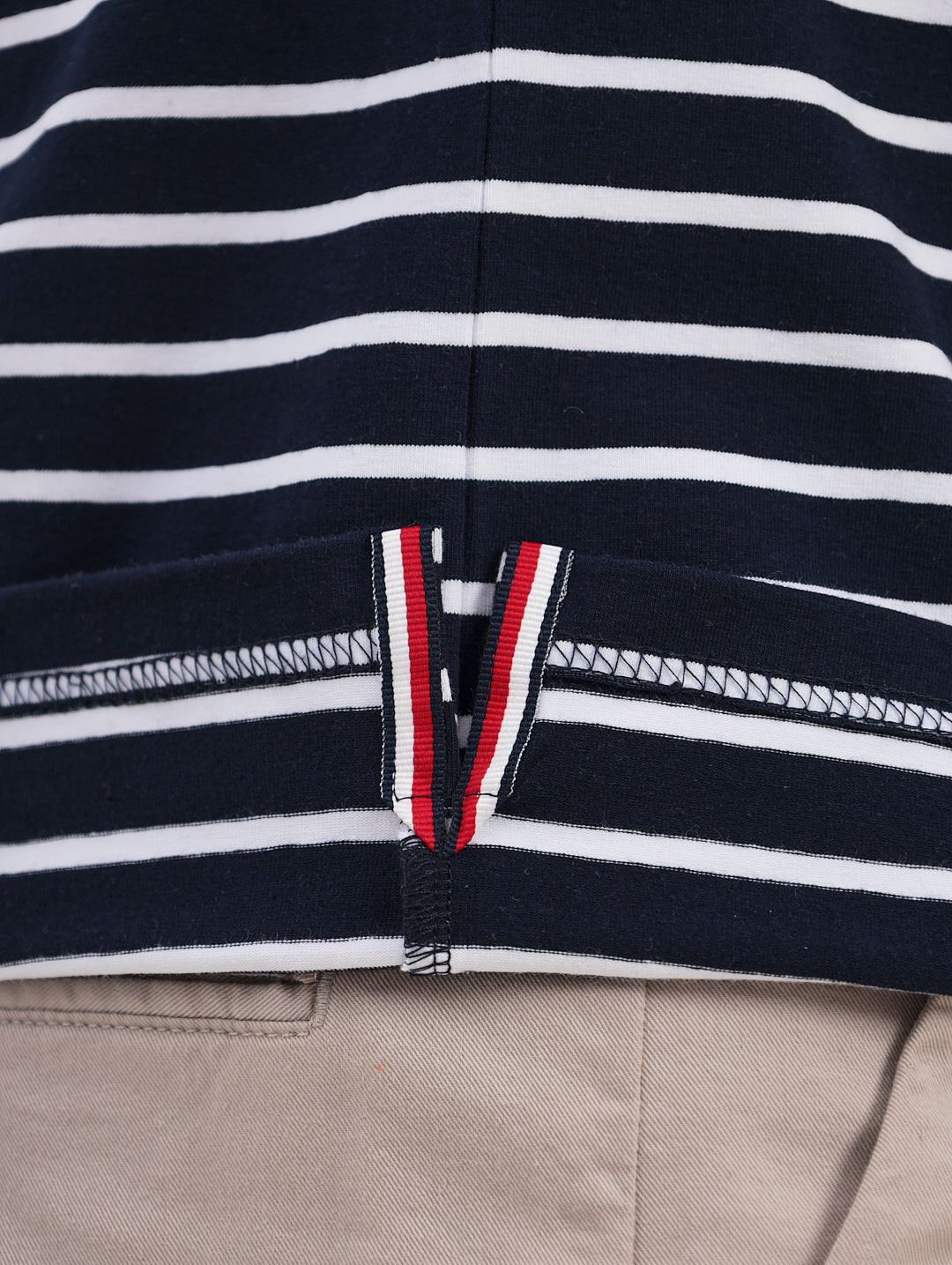 G145-KD14T-UT21 (белая полоска) Футболка мужская короткий рукав