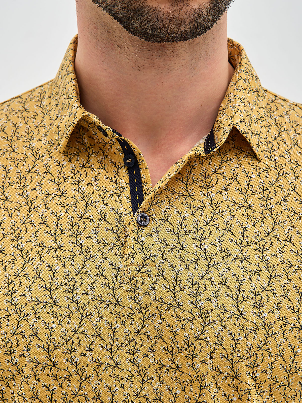 G144-PP124T-LT0010 (желтый) Джемпер мужской с воротником поло короткий рукав