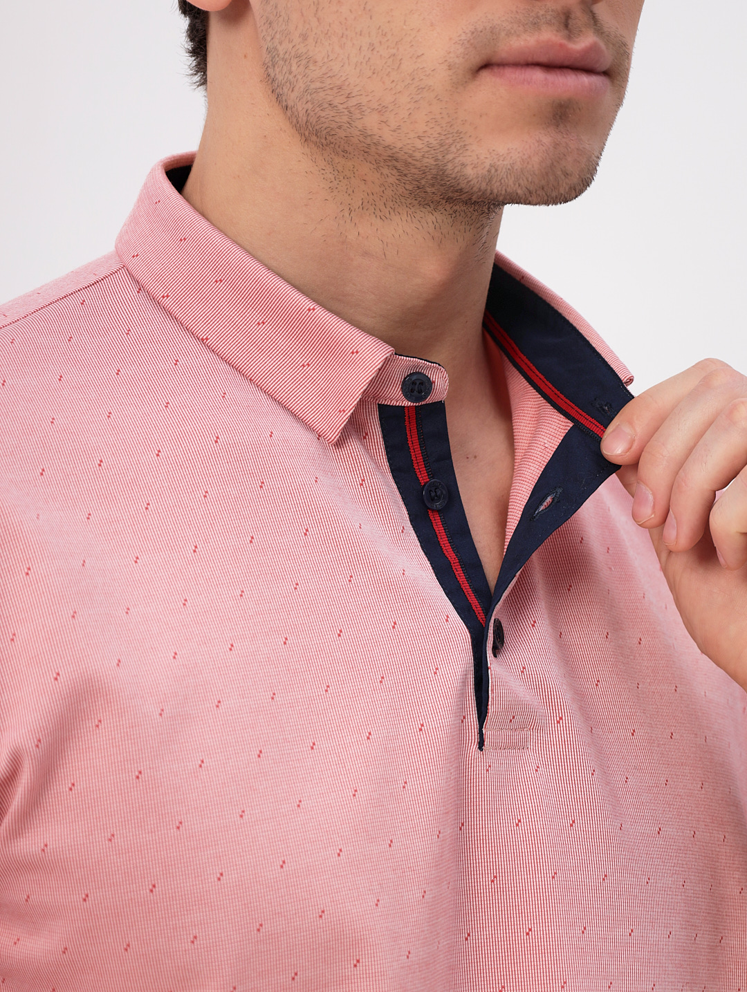 G144-PD124T-LT1001 (красный) Джемпер мужской с воротником поло короткий рукав