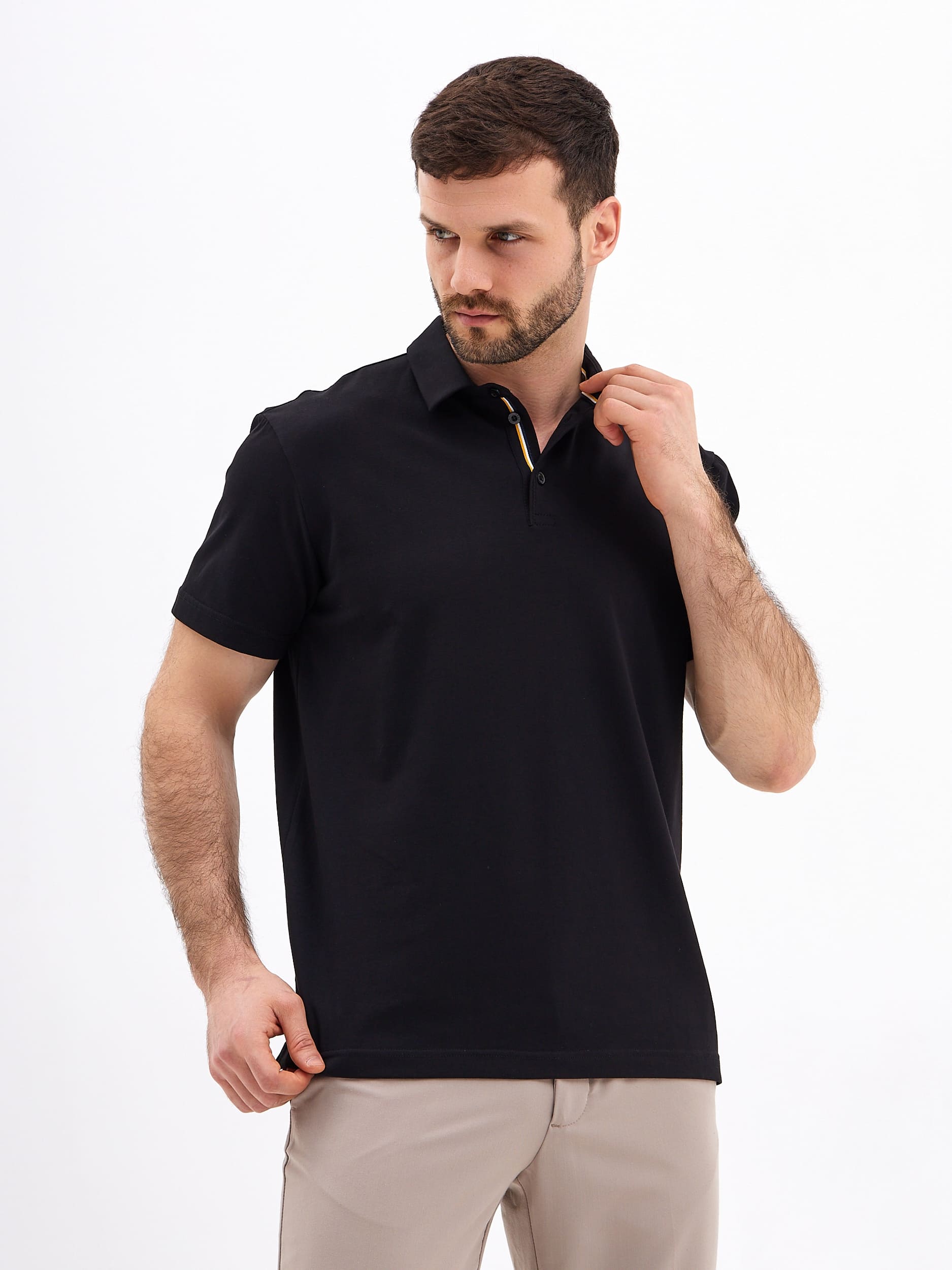 G144-KO124T-SAS5111 (черный) Джемпер мужской с воротником поло короткий рукав