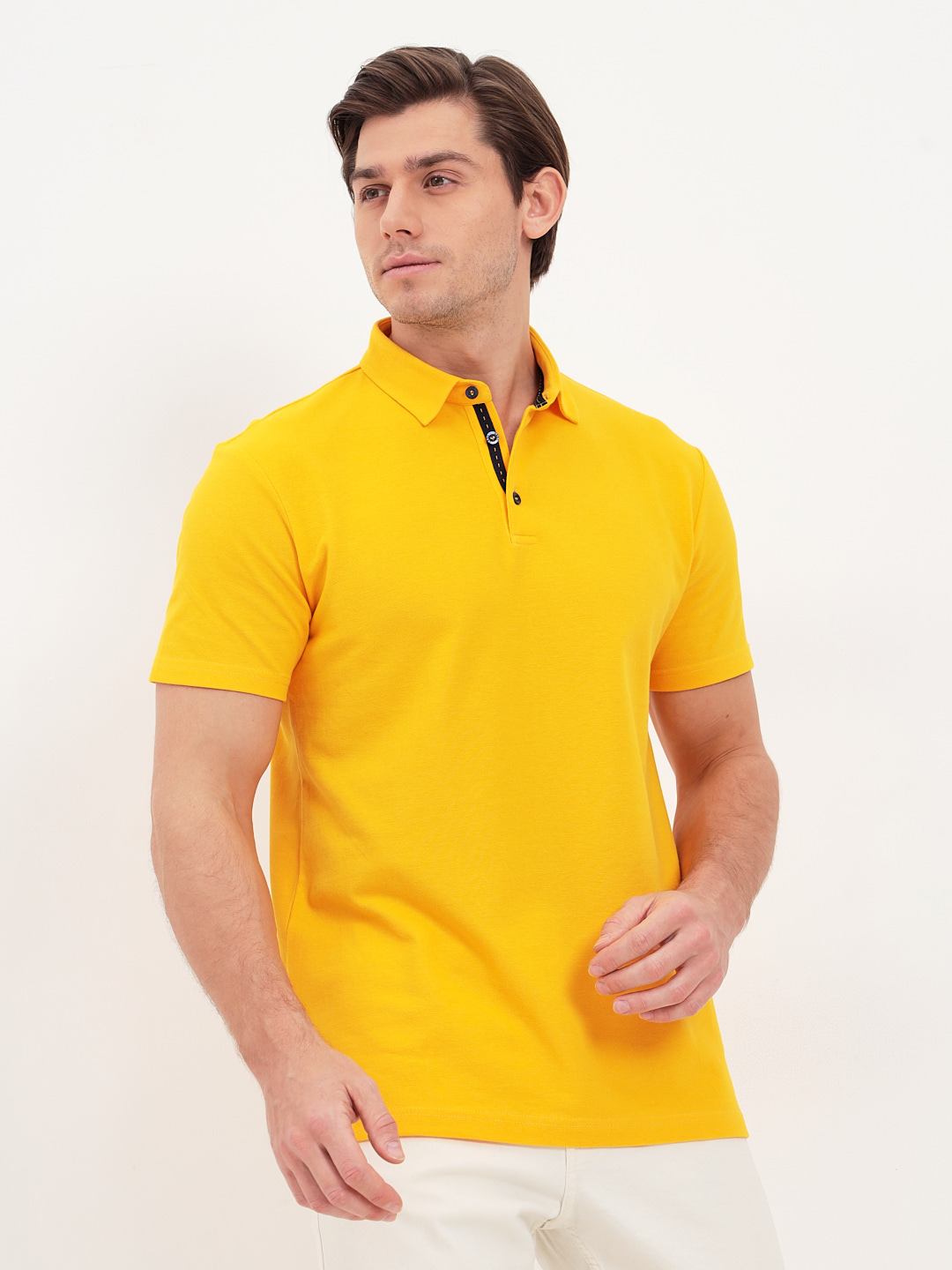 G144-PO124T-CTP2023 (желтый) Джемпер мужской с воротником поло короткий рукав