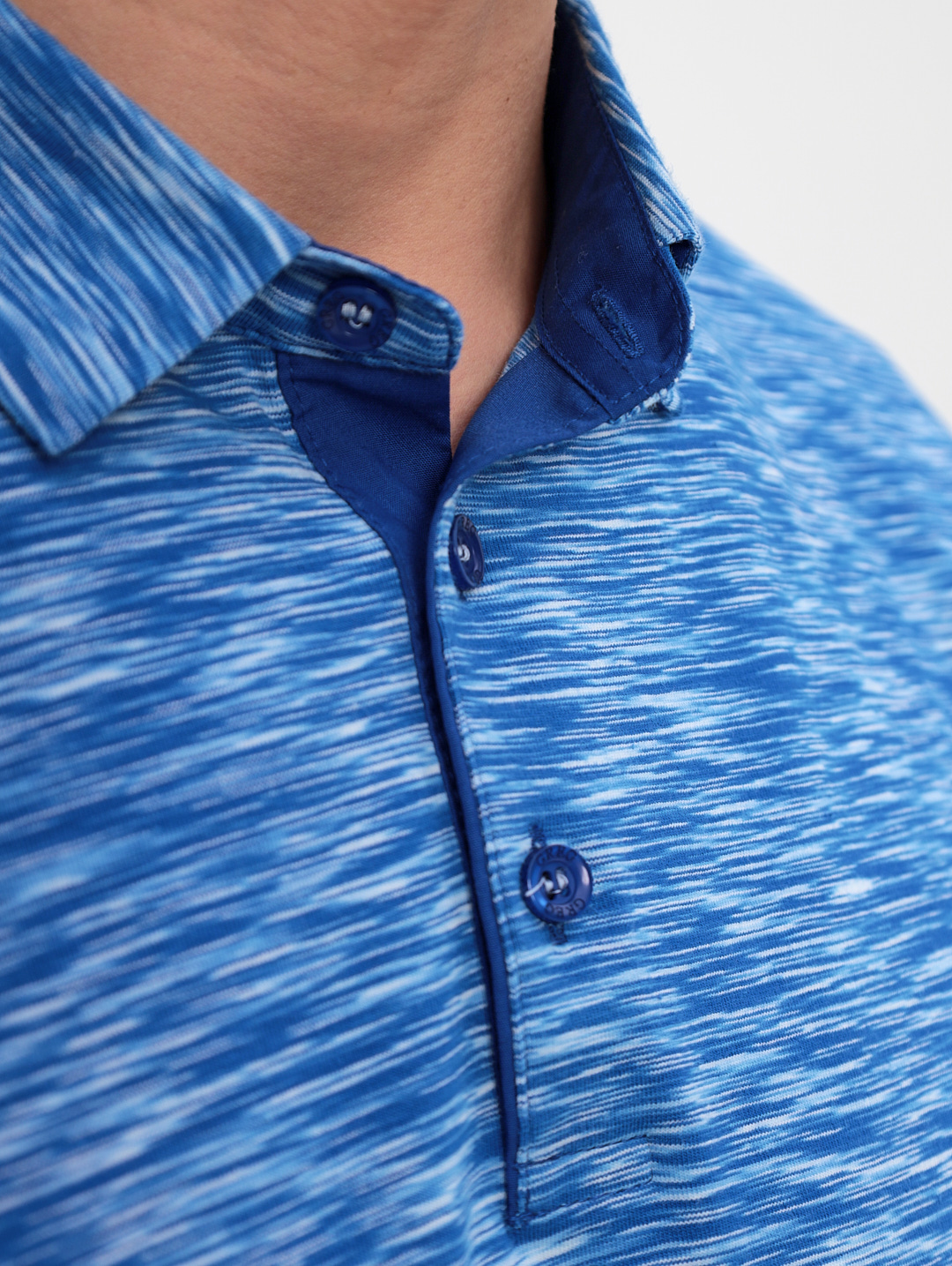 G144-KM1246-OR1030 (голубой) Джемпер мужской с воротником поло короткий рукав