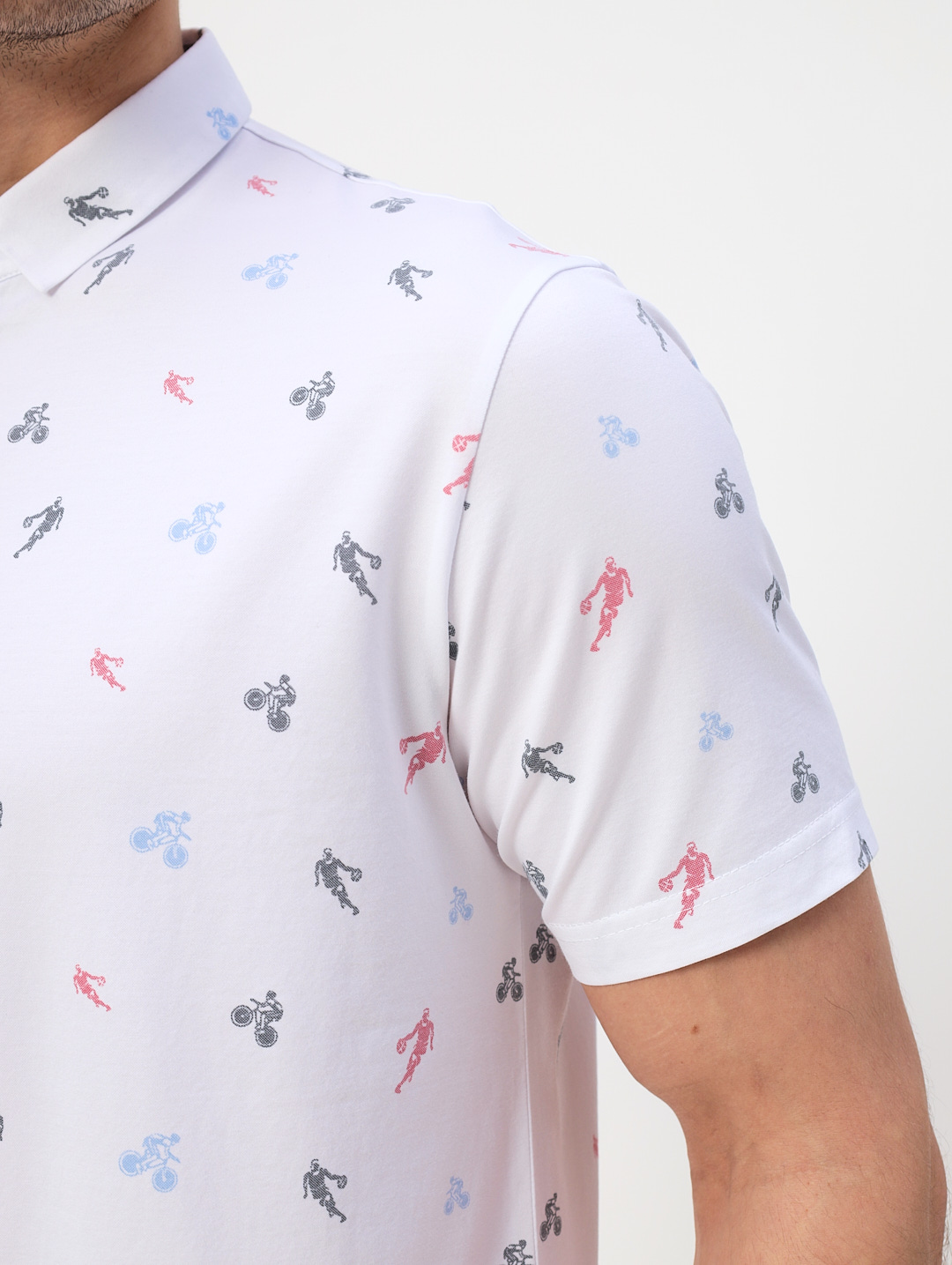 G144-PP1246T-LT1857 (белый) Джемпер мужской с воротником поло короткий рукав