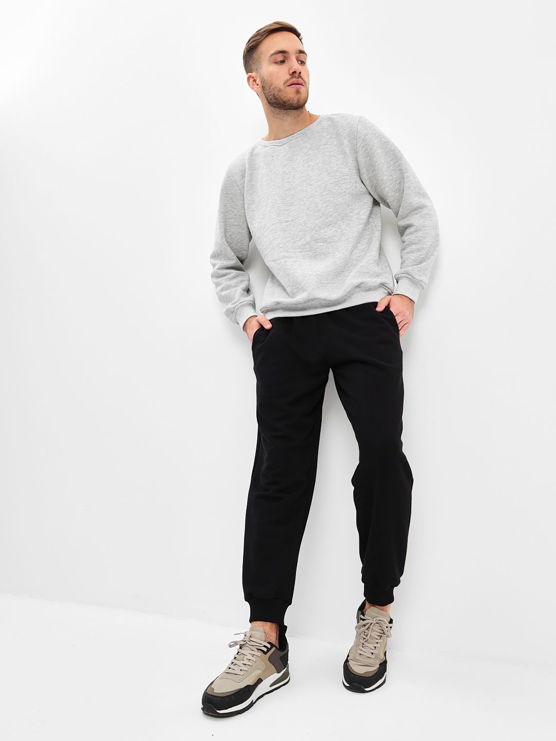 G-TRK-OZ03B-002K-черный Брюки мужские трикотажные