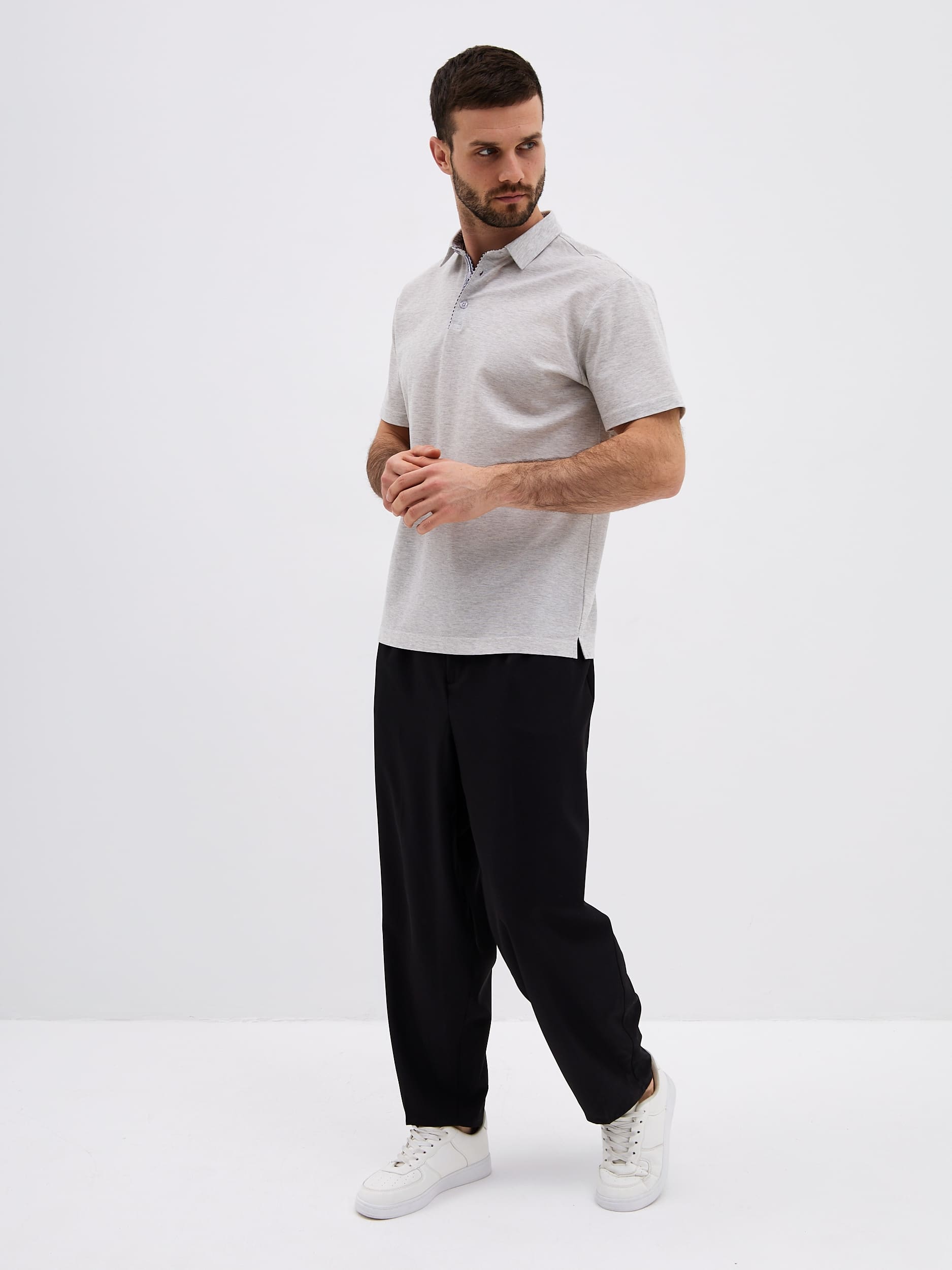 G144-PM124T-LT4403 (св.серый) Джемпер мужской с воротником поло короткий рукав