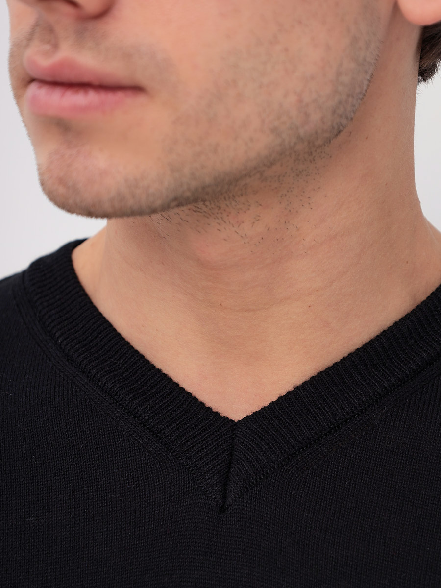 G124-AC340 (черный) Джемпер мужской